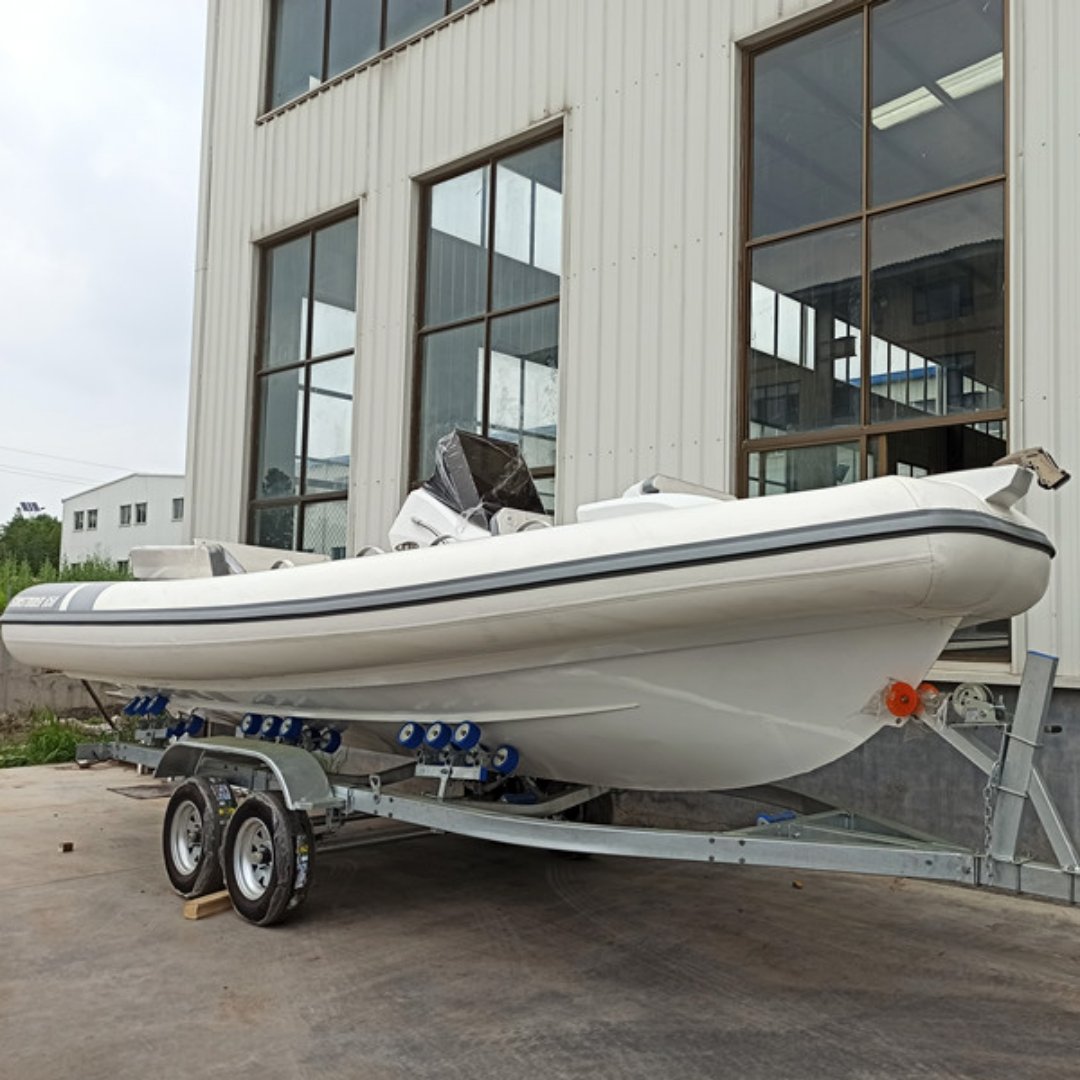 CE Certified 650 Sport Inflatable RIB Outboard Engine 3m Hypalon Deep V Hull Luxury Aluminum Rib Boat from China Shipyard Yacht